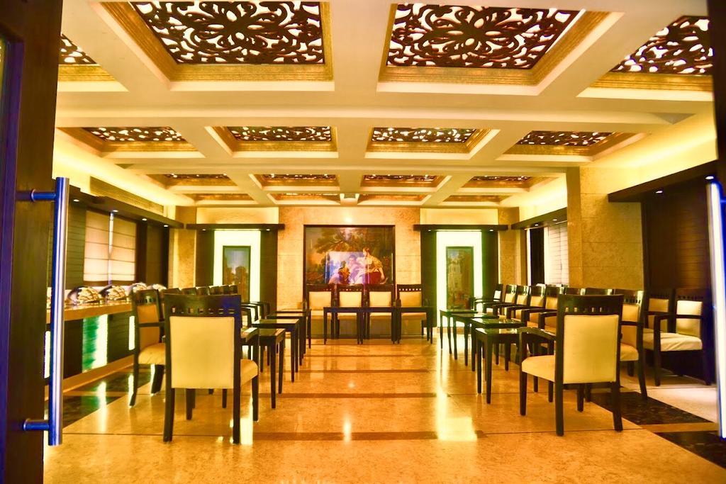 Hotel Sepal Батгінда Екстер'єр фото