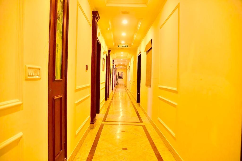 Hotel Sepal Батгінда Екстер'єр фото