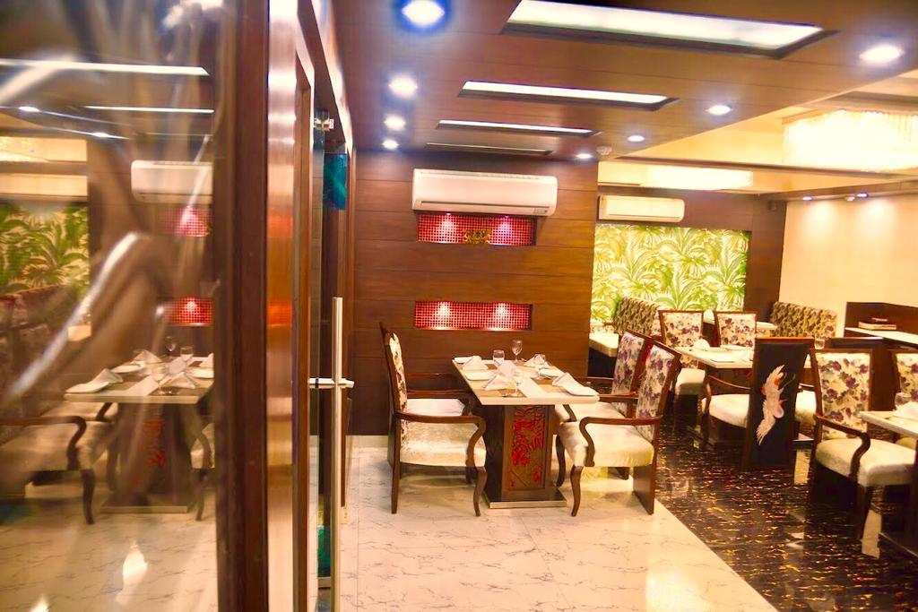 Hotel Sepal Батгінда Екстер'єр фото
